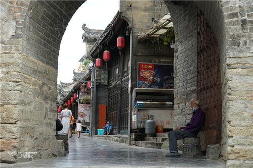 砀山古城吃瓜现场视频