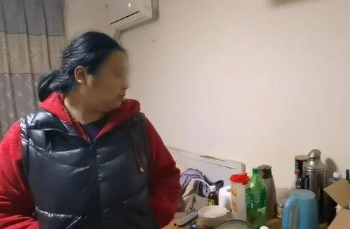 村书记和妇女主任吃瓜视频,村书记与妇女主任吃瓜视频引发热议