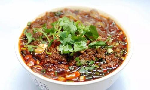吃瓜配酸辣粉好吃吗视频,美味升级！