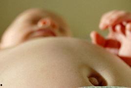 幼儿吃瓜会不会胀气呢视频,幼儿吃瓜胀气风险解析