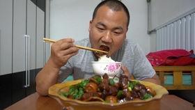 小马哥吃酸角瓜视频,酸爽滋味尽在味蕾之旅