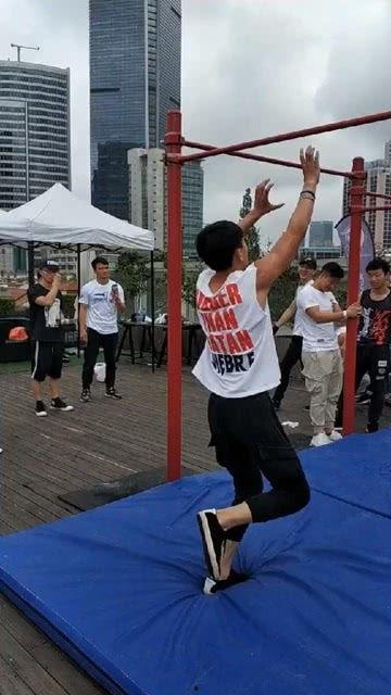 吃瓜群众打球视频,吃瓜群众变身运动达人，精彩瞬间大盘点