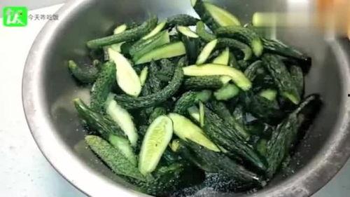 腌制瓜怎么吃才好吃视频,解锁家常风味新吃法