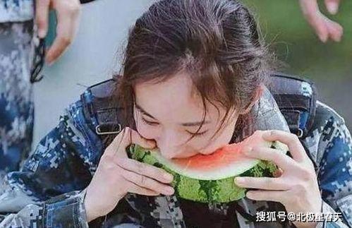 萌星人吃瓜视频,揭秘娱乐圈幕后趣事