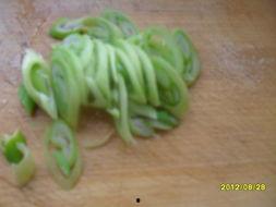 吊瓜能和蒜一起吃吗视频,揭秘能否同食之谜