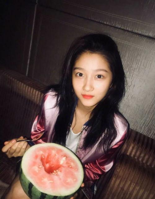 吃瓜风格写真视频,揭秘吃瓜风格写真视频背后的秘密