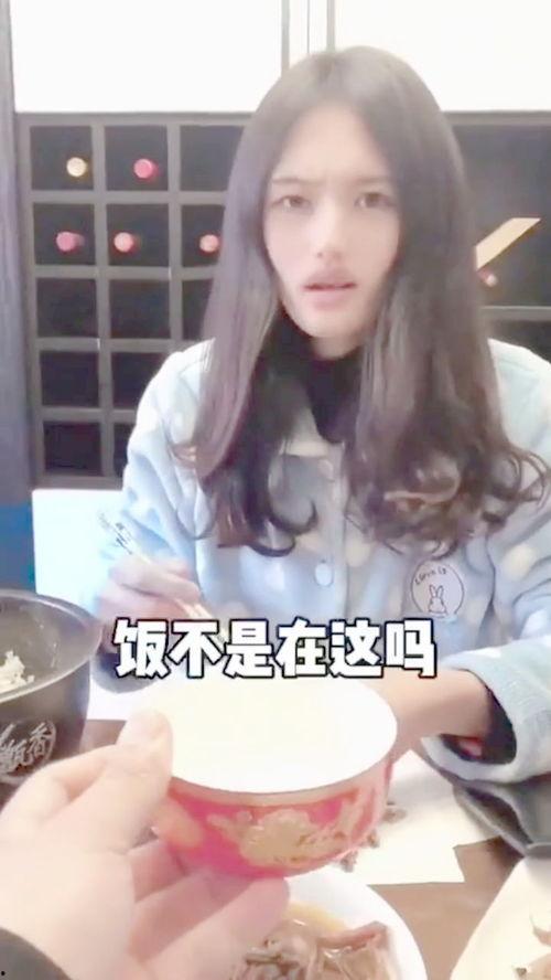 一丝不苟吃瓜解说视频,揭秘解说视频背后的精彩瞬间